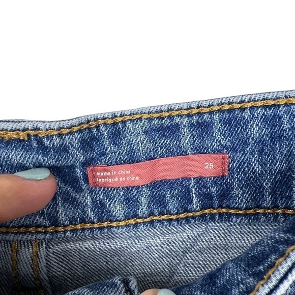 Pilcro Bermuda Jean Shorts Size 25 - Picture 4 of 6